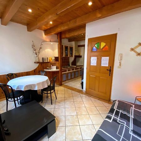 Appartement 4 Pers Plein Centre Ville, Wifi, Balcon Laragne-Monteglin Eksteriør bilde