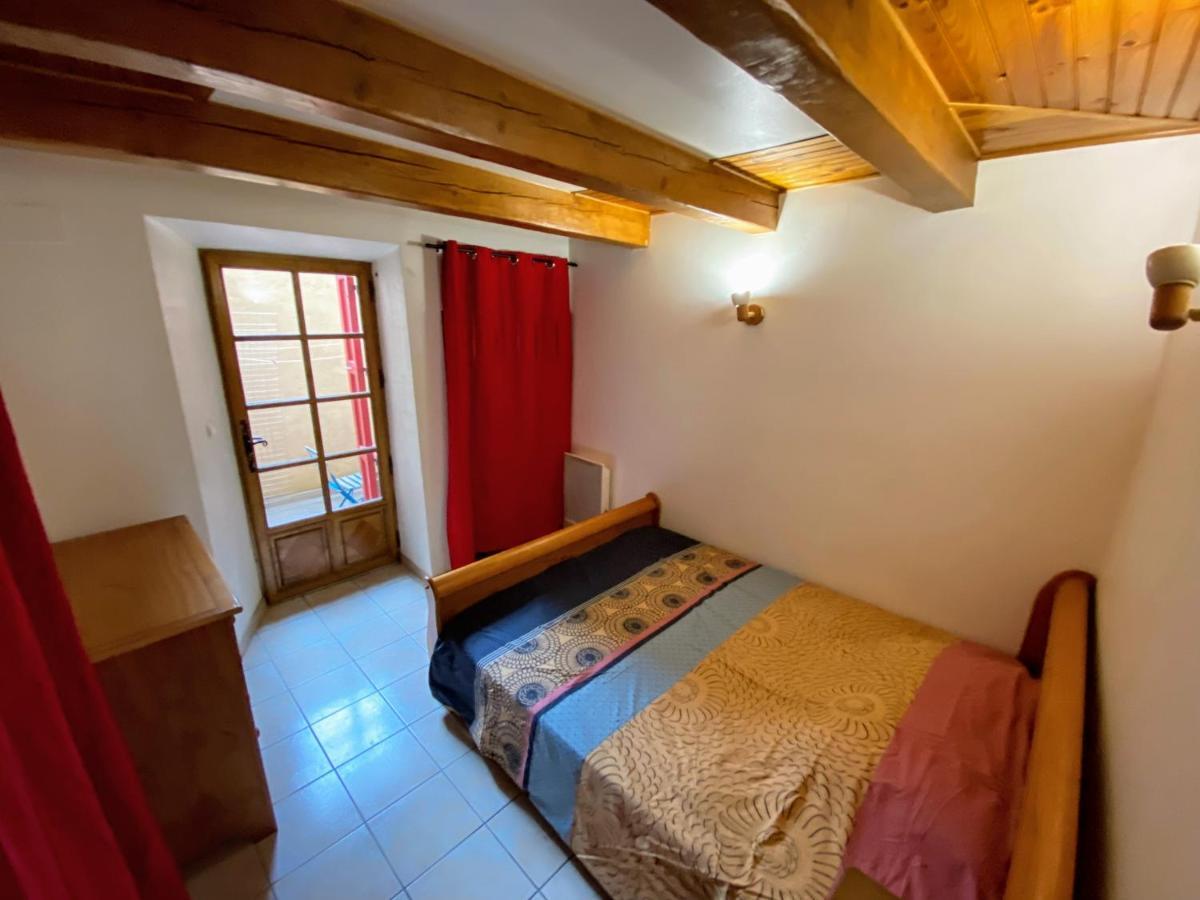 Appartement 4 Pers Plein Centre Ville, Wifi, Balcon Laragne-Monteglin Eksteriør bilde